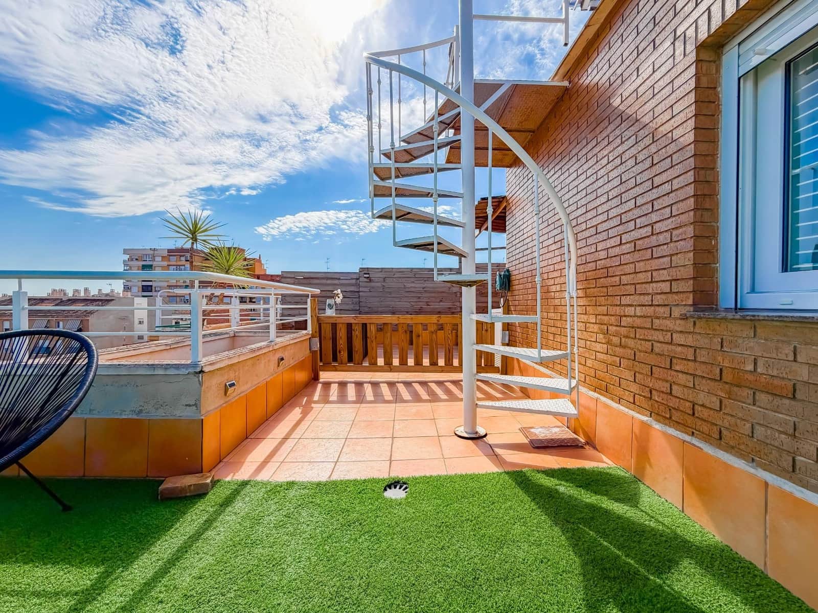 3 Zimmer Penthouse zu verkaufen in Museros mit Pool Garage - 369.000 € (Ref: 9947999)