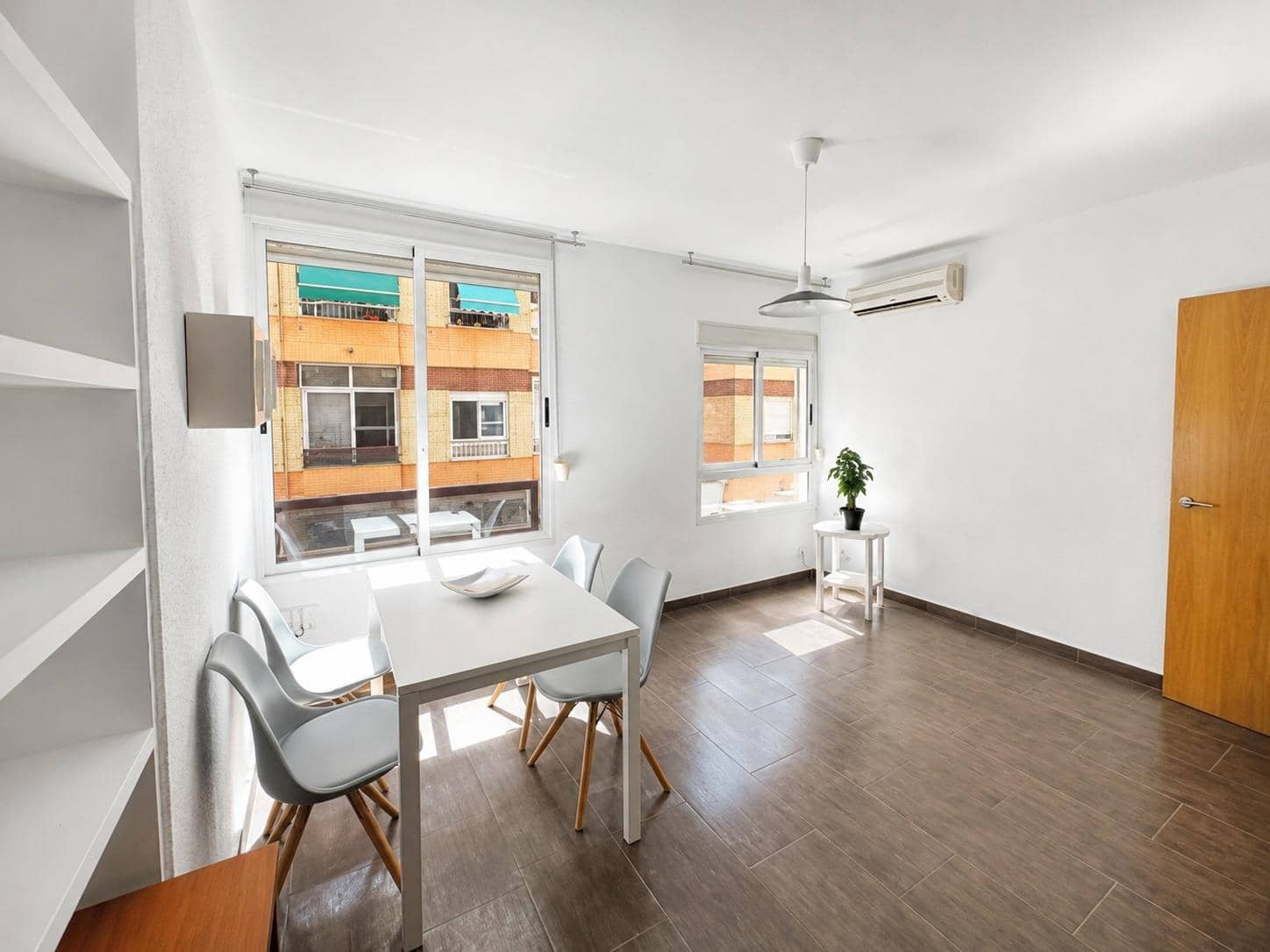 2 bedroom Flat for rent in Massamagrell - € 850 (Ref: 9952713)