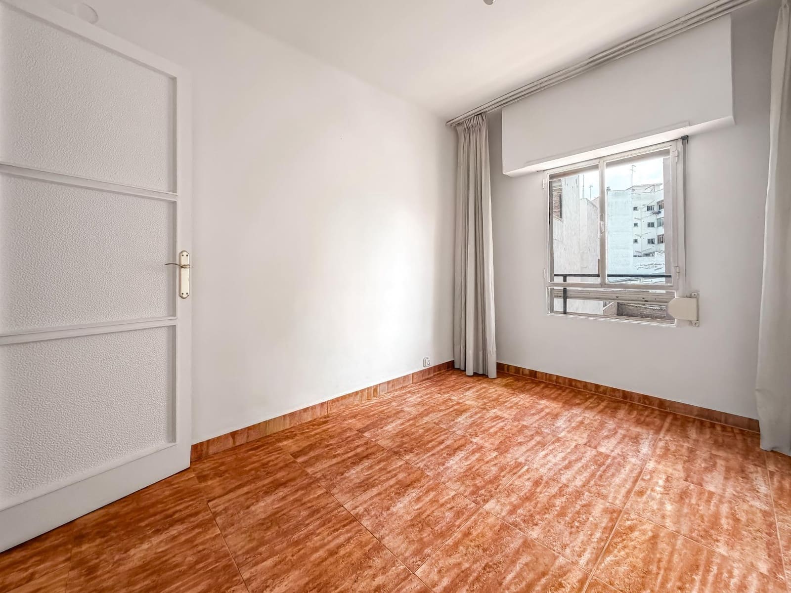 2 sypialnia Mieszkanie na sprzedaż w Burjassot - 169 000 € (Ref: 9952714)