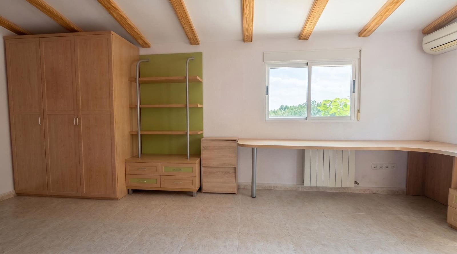 3 soveværelse Villa til salg i La Pobla de Vallbona med swimmingpool garage - € 465.000 (Ref: 9965359)