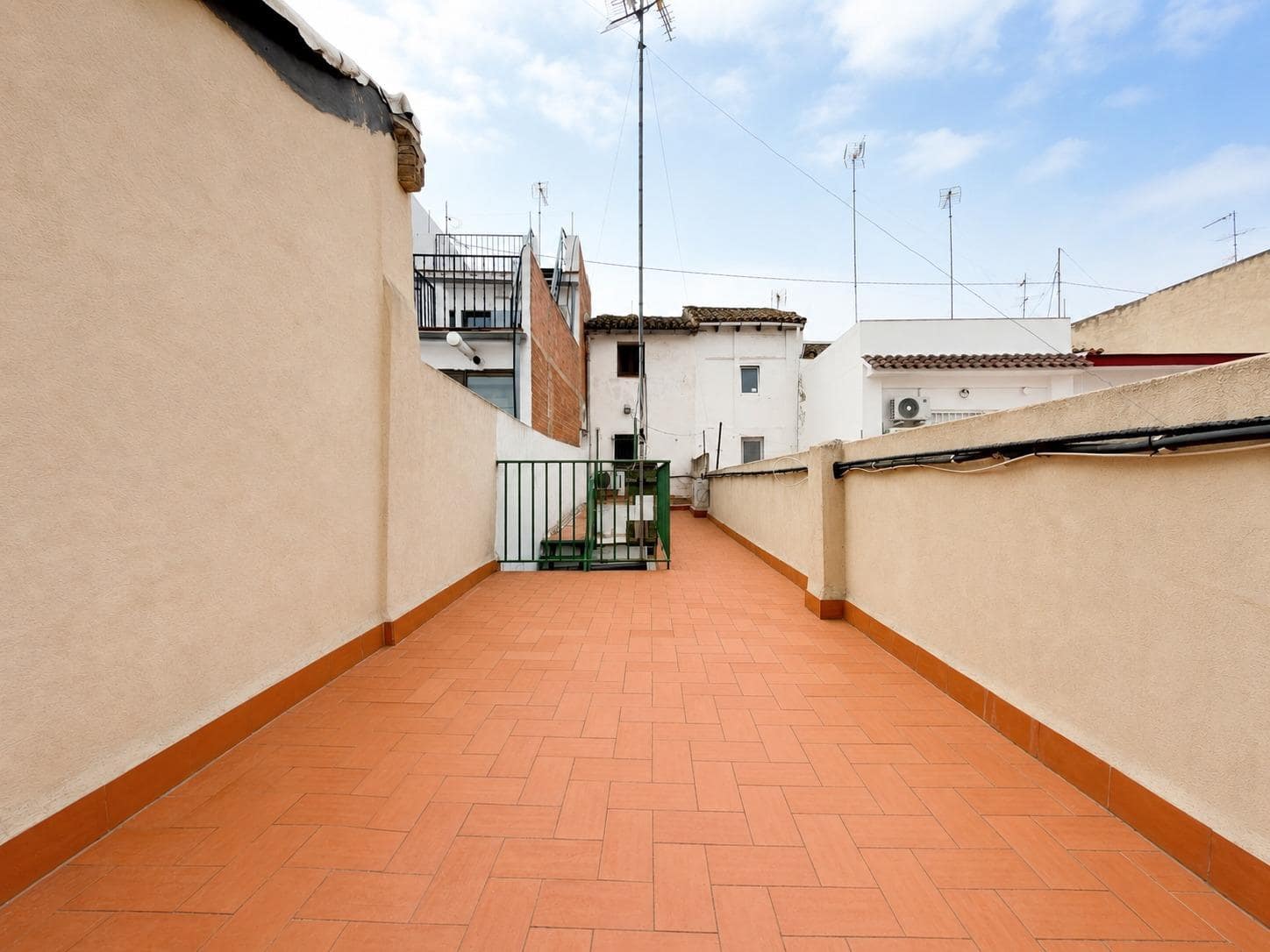3 bedroom Townhouse for sale in Museros - € 180,000 (Ref: 9965360)