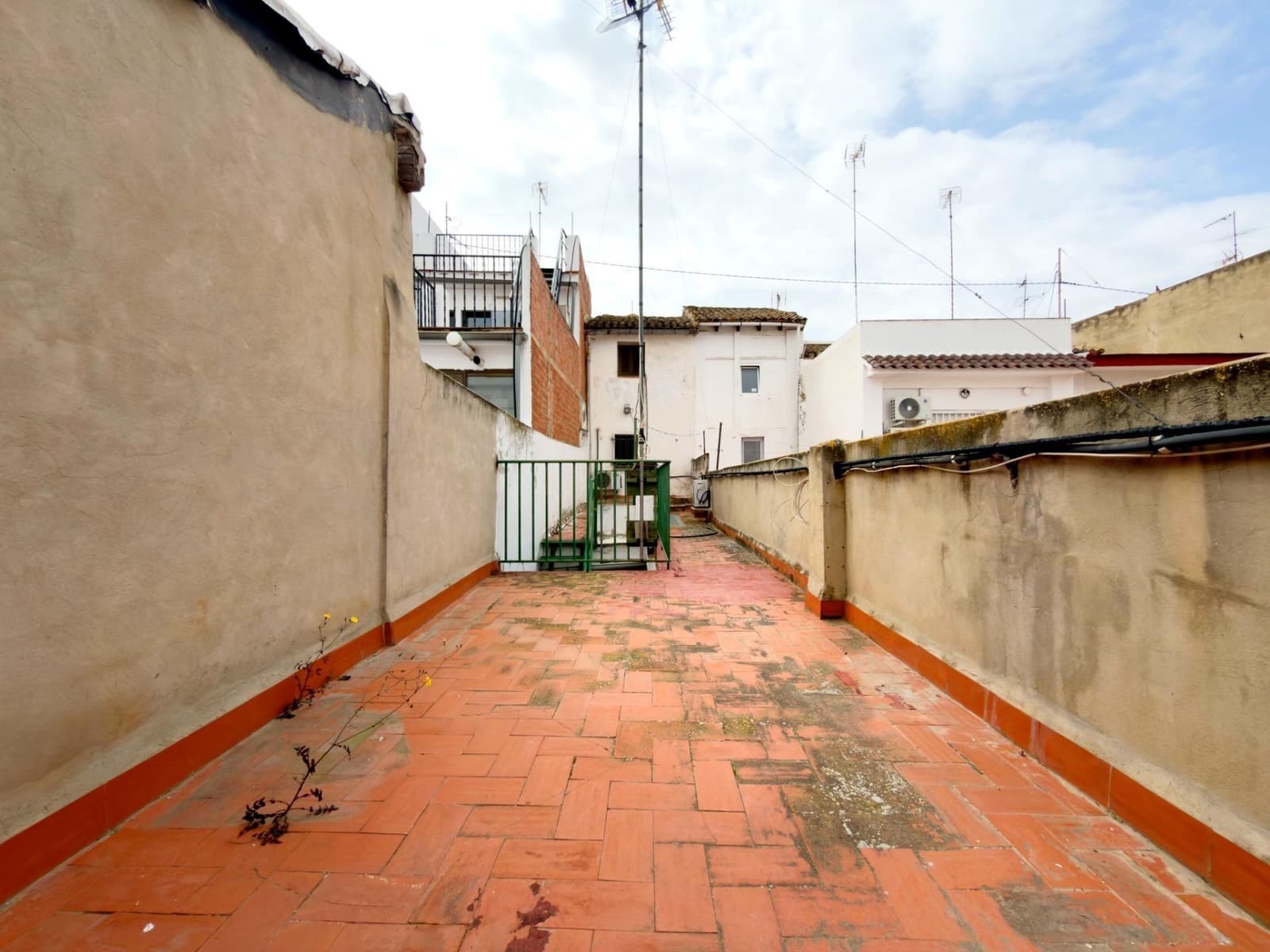 3 bedroom Townhouse for sale in Museros - € 180,000 (Ref: 9965360)