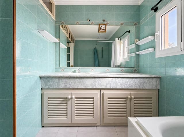 9 soveværelse Villa til salg i Ibiza by med swimmingpool garage - € 2.400.000 (Ref: 9990794)