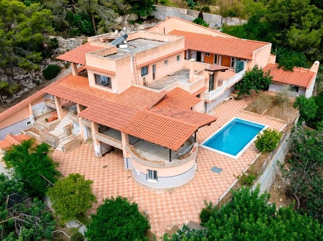 9 soveværelse Villa til salg i Ibiza by med swimmingpool garage - € 2.400.000 (Ref: 9990794)