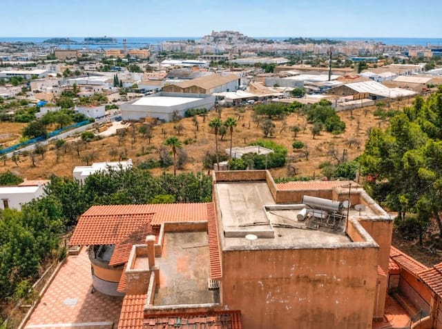 9 soveværelse Villa til salg i Ibiza by med swimmingpool garage - € 2.400.000 (Ref: 9990794)