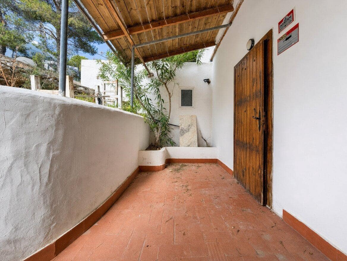 3 soverom Villa til salgs i Ibiza by med svømmebasseng garasje - € 2 200 000 (Ref: 9997192)