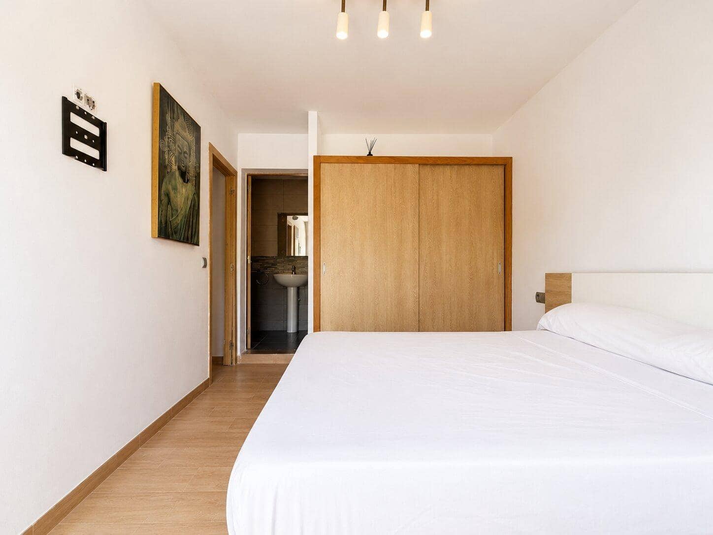 3 soverom Villa til salgs i Ibiza by med svømmebasseng garasje - € 2 200 000 (Ref: 9997192)