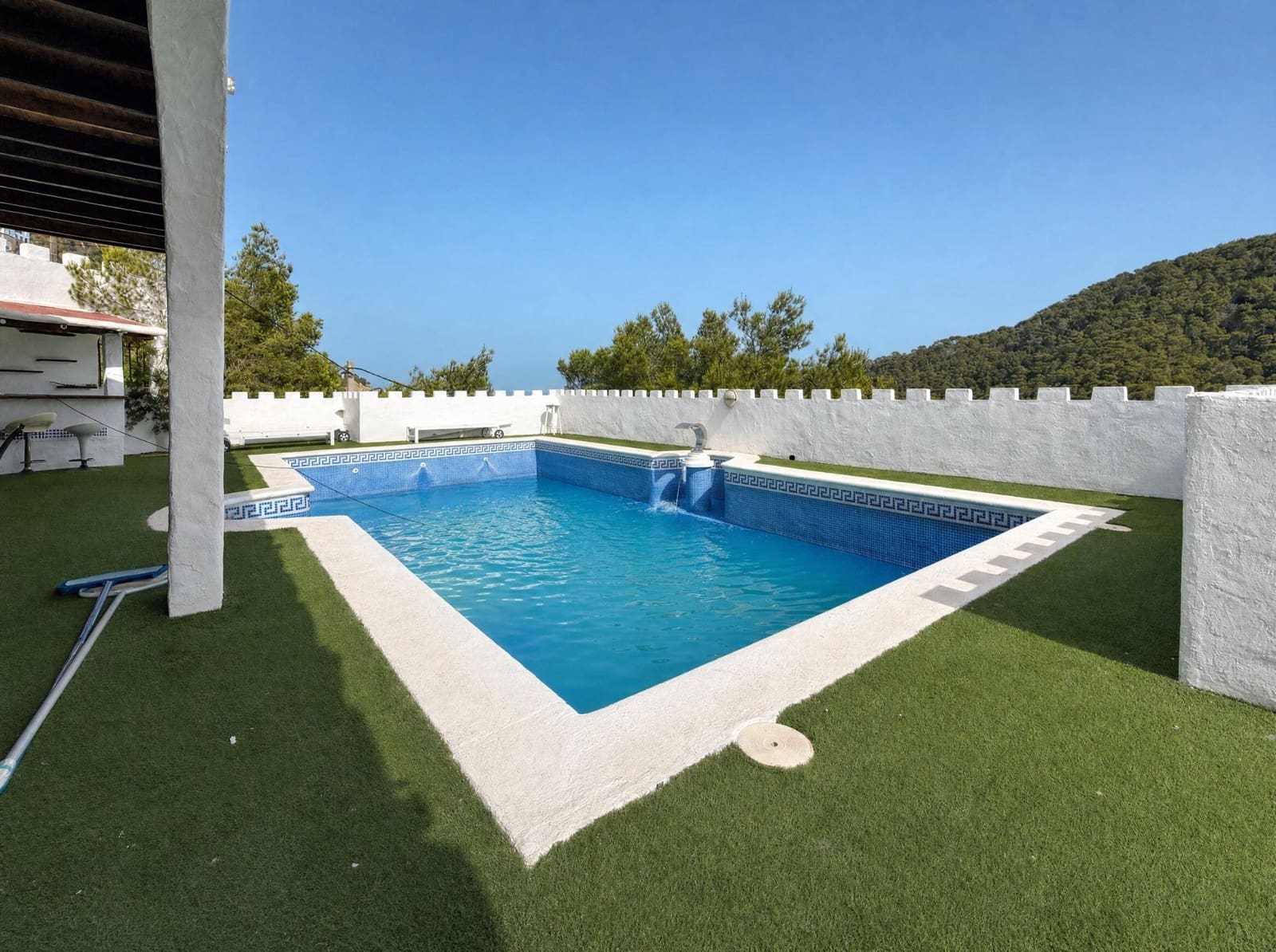 3 soverom Villa til salgs i Ibiza by med svømmebasseng garasje - € 2 200 000 (Ref: 9997192)