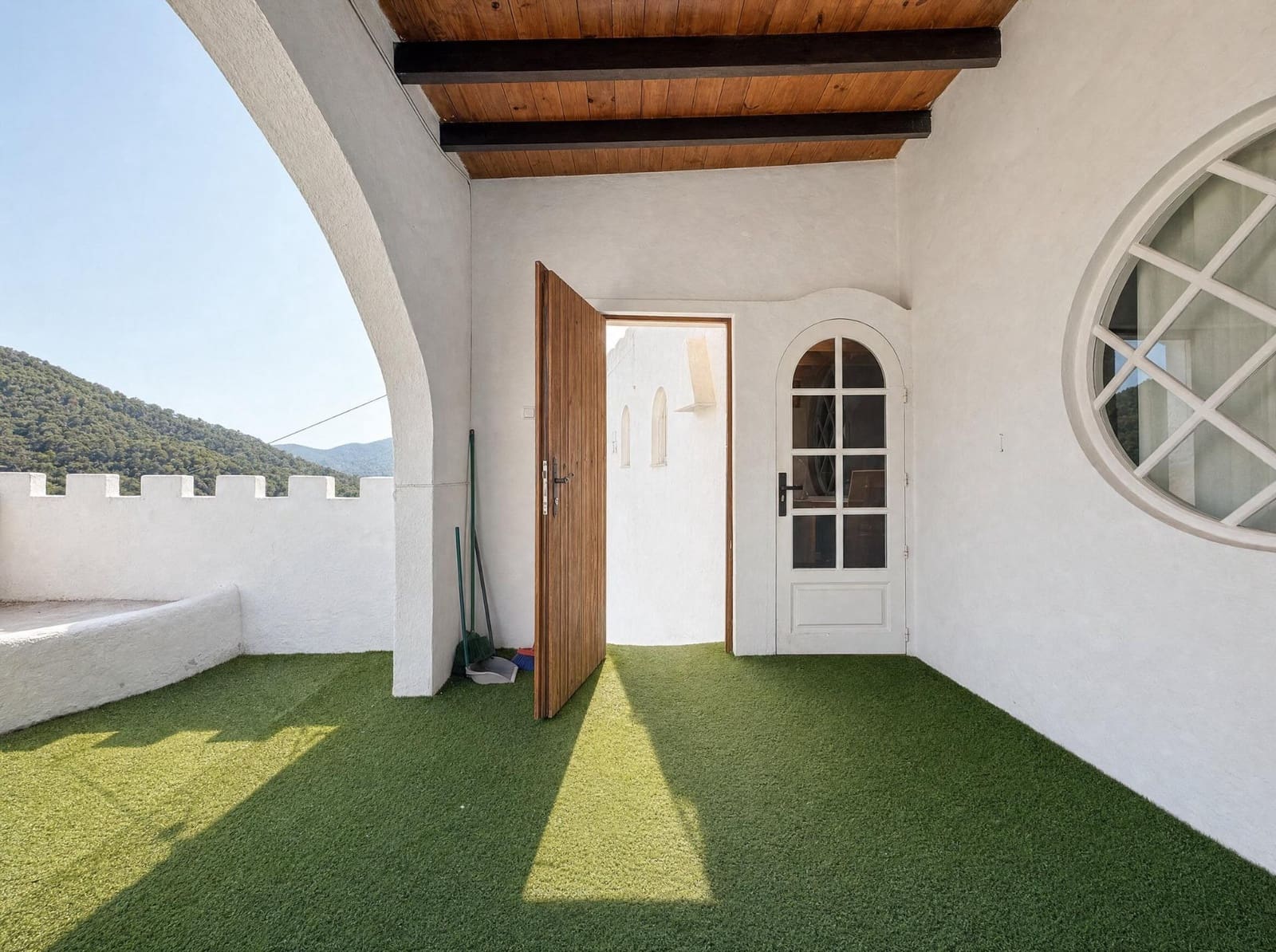 3 soverom Villa til salgs i Ibiza by med svømmebasseng garasje - € 2 200 000 (Ref: 9997192)