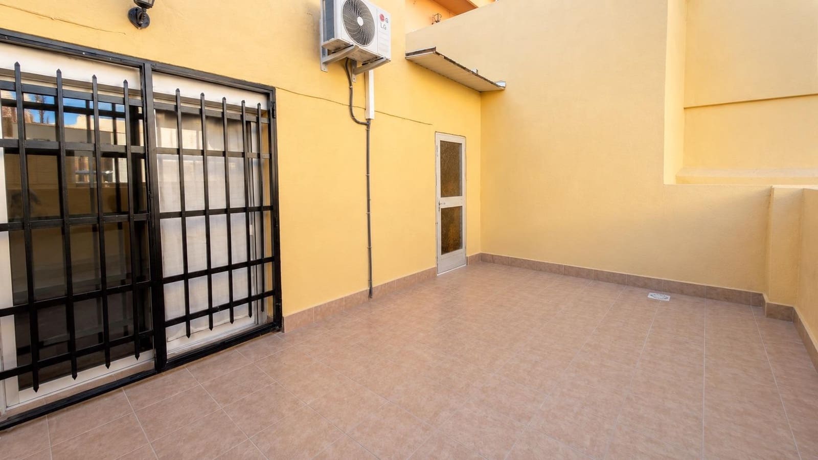 3 soveværelse Penthouse til salg i Massamagrell - € 220.000 (Ref: 9998882)