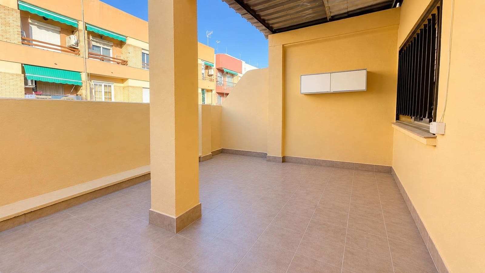 3 bedroom Penthouse for sale in Massamagrell - € 220,000 (Ref: 9998882)