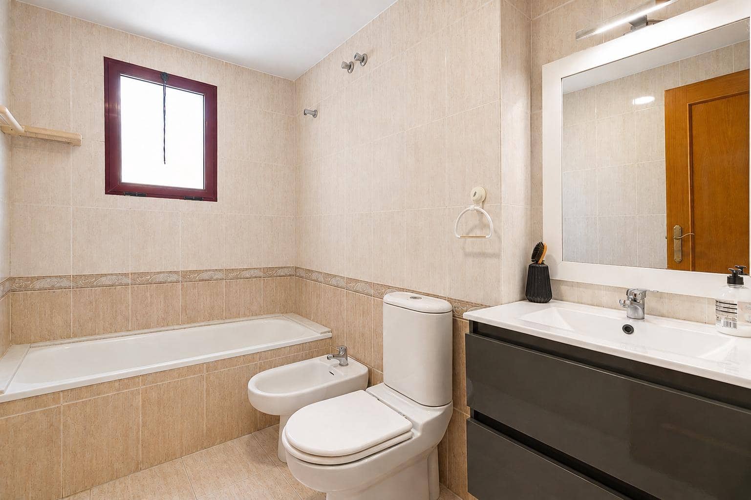 3 slaapkamer Flat te koop in Gandia met zwembad garage - € 289.000 (Ref: 10005576)