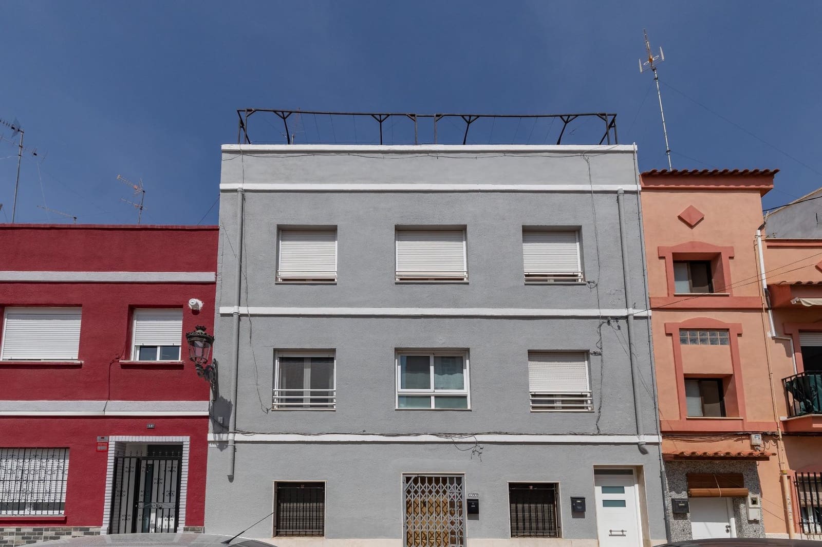 Appartement de 3 chambres à louer à Benimamet - 1 400 € (Ref: 10005579)