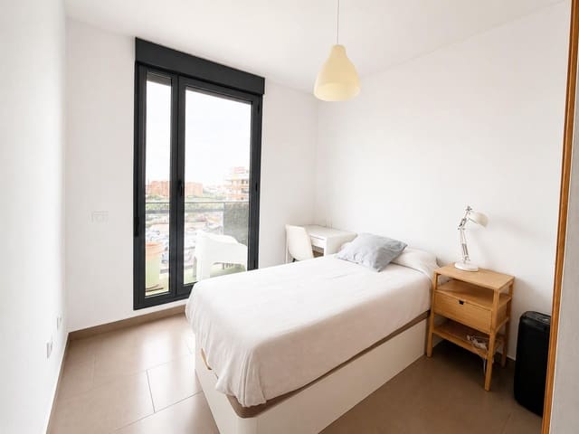 3 bedroom Flat for rent in La torre, Valencia city - € 1,400 (Ref: 10005580)