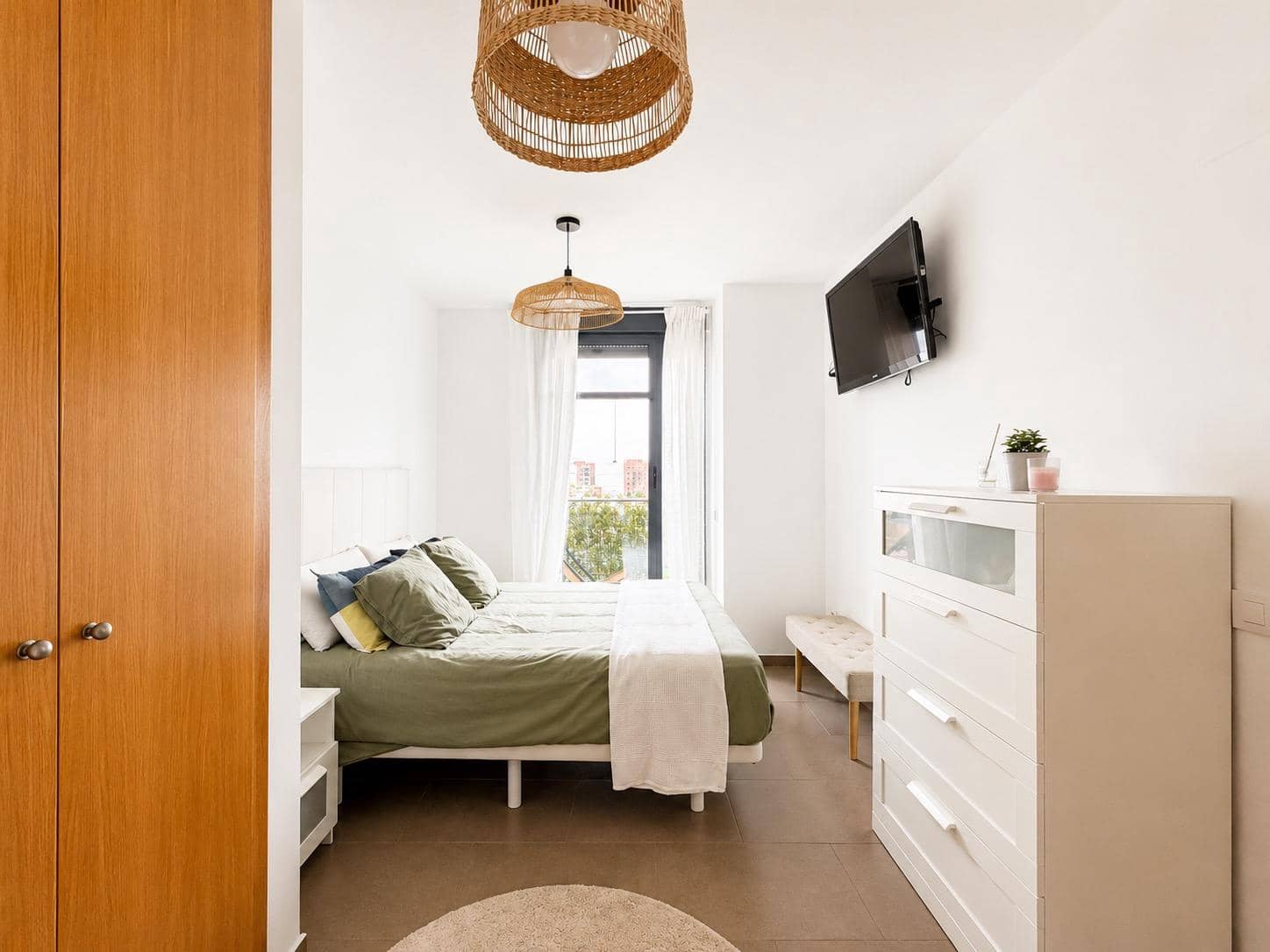 3 bedroom Flat for rent in La Torre - € 1,400 (Ref: 10005580)