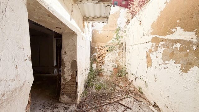 5 quarto Casa em Banda para venda em Benimamet, Valência cidade - 159 000 € (Ref: 10005581)