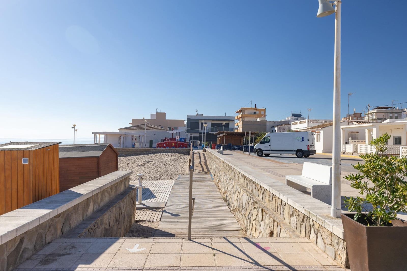 2 chambre Penthouse à vendre à Piles avec piscine garage - 235 000 € (Ref: 10021126)