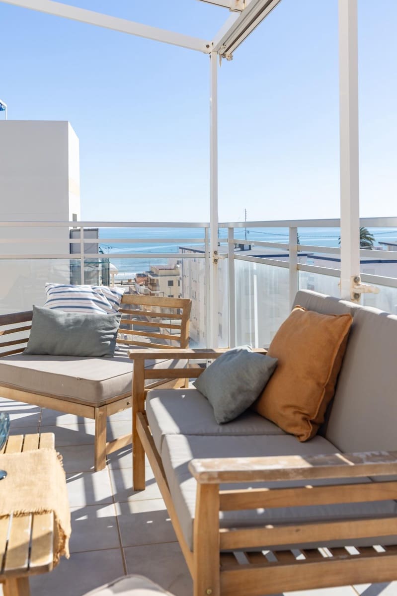 2 chambre Penthouse à vendre à Piles avec piscine garage - 235 000 € (Ref: 10021126)