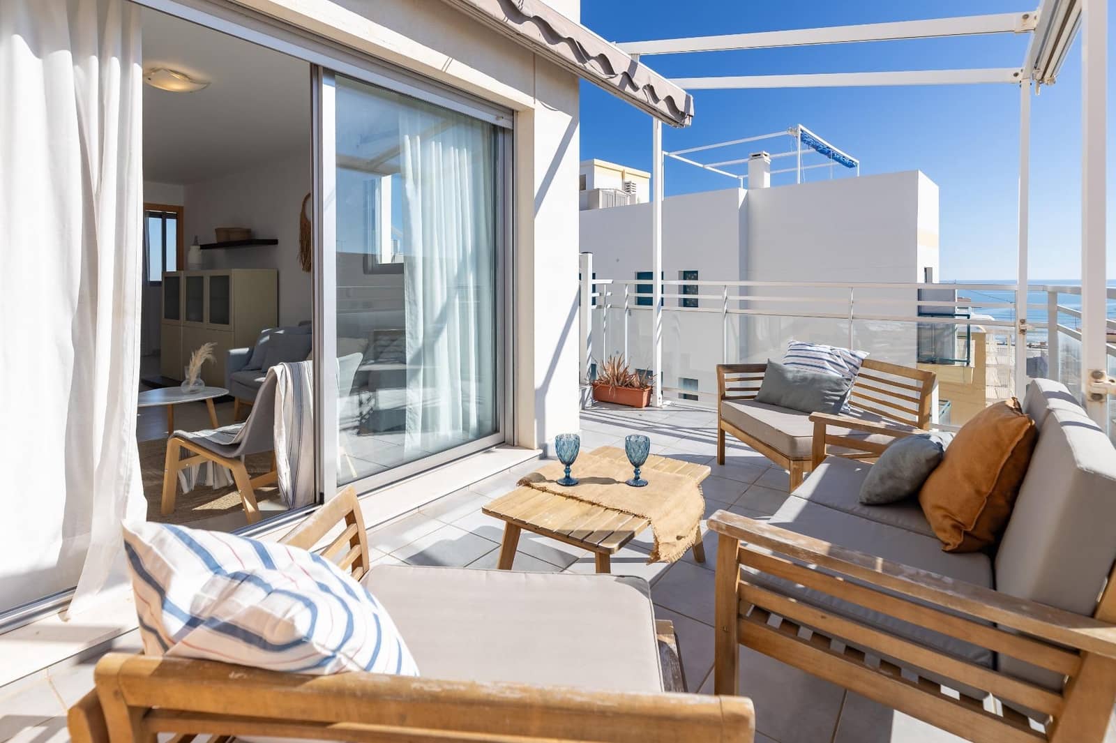 2 chambre Penthouse à vendre à Piles avec piscine garage - 235 000 € (Ref: 10021126)