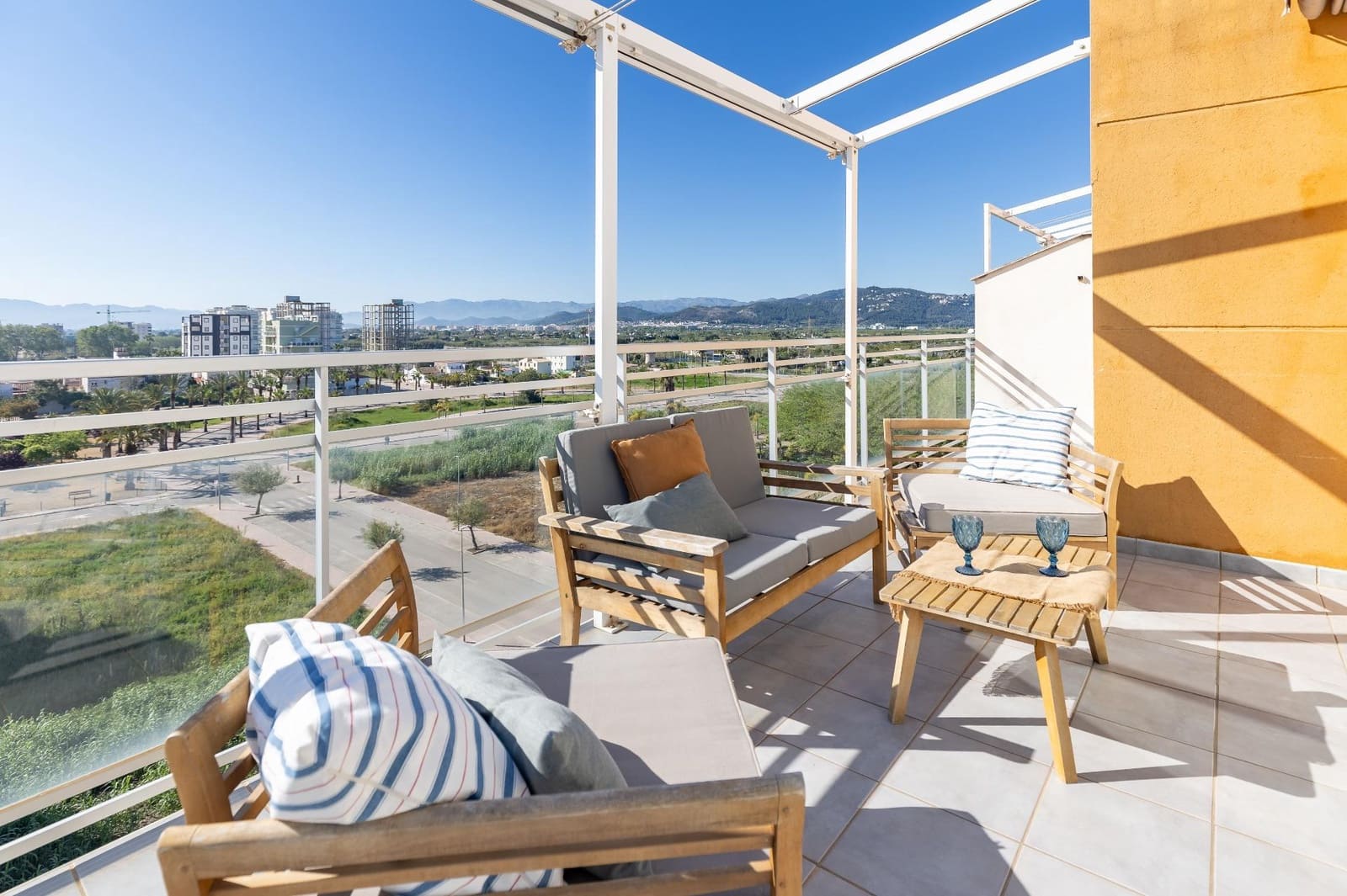 2 chambre Penthouse à vendre à Piles avec piscine garage - 235 000 € (Ref: 10021126)