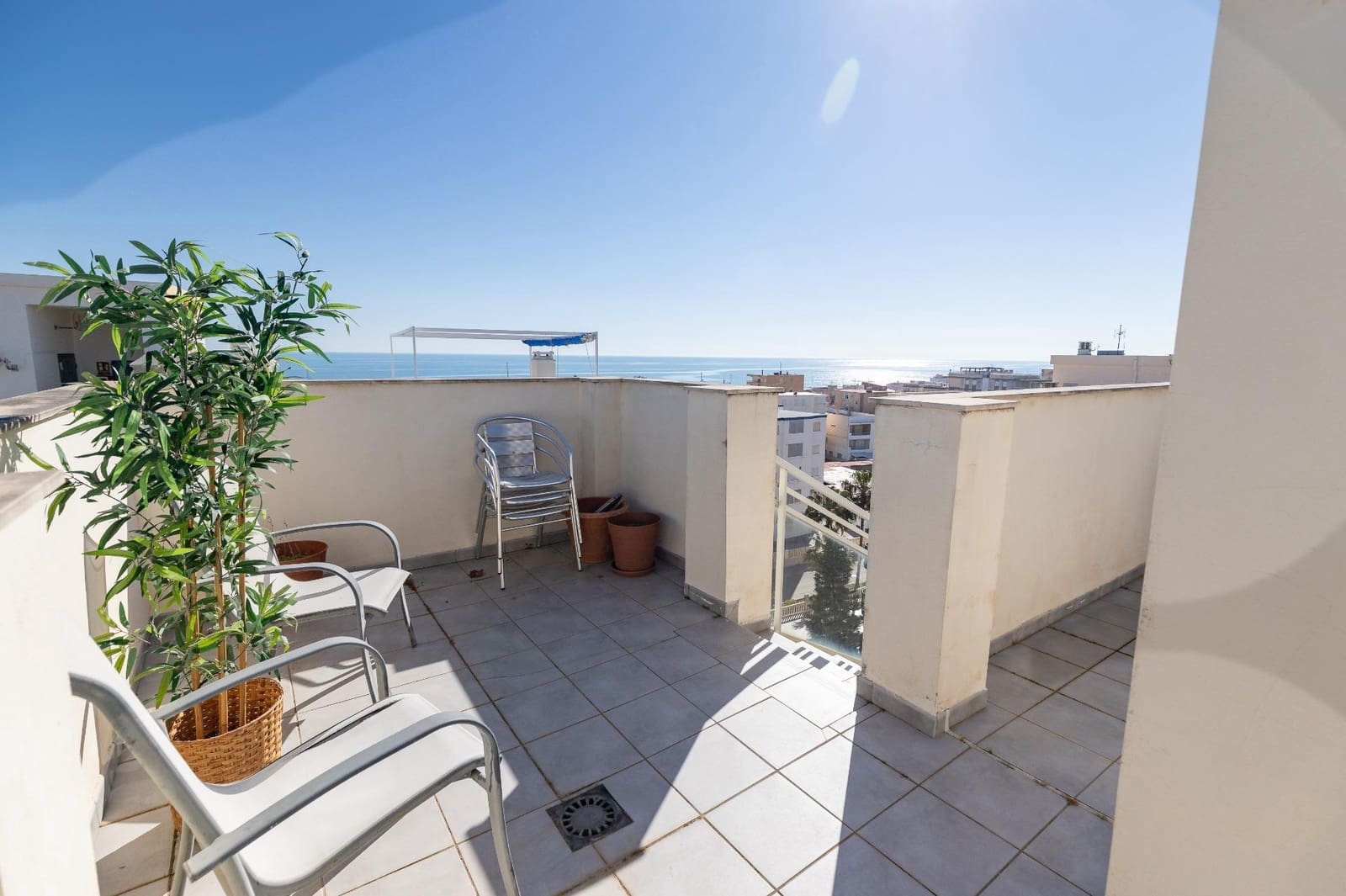 2 chambre Penthouse à vendre à Piles avec piscine garage - 235 000 € (Ref: 10021126)