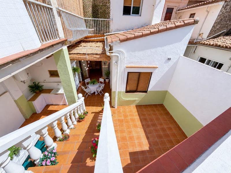 4 makuuhuone Omakotitalo myytävänä paikassa Palma de Gandia - 290 000 € (Ref: 10027479)
