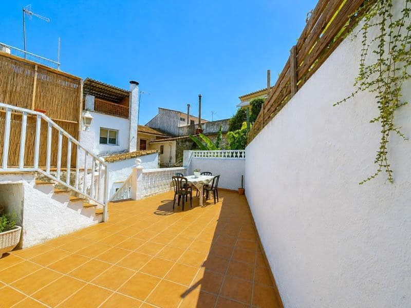 4 makuuhuone Omakotitalo myytävänä paikassa Palma de Gandia - 290 000 € (Ref: 10027479)