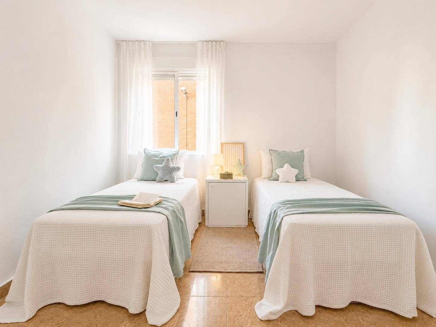 3 bedroom Flat for rent in Godella - € 1,100 (Ref: 10037396)