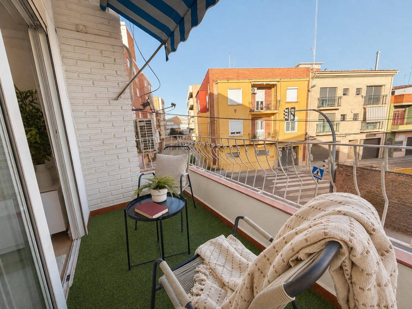 3 bedroom Flat for rent in Godella - € 1,100 (Ref: 10037396)