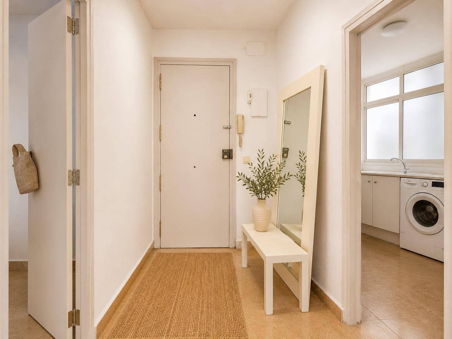3 bedroom Flat for rent in Godella - € 1,100 (Ref: 10037396)