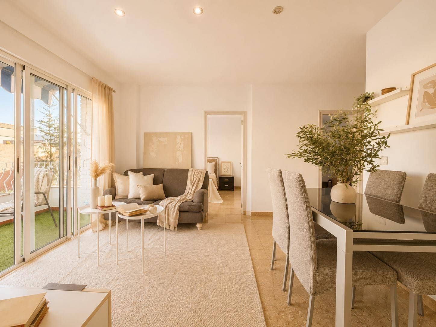 3 bedroom Flat for rent in Godella - € 1,100 (Ref: 10037396)