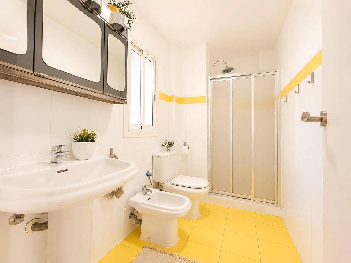 3 bedroom Flat for rent in Godella - € 1,100 (Ref: 10037396)