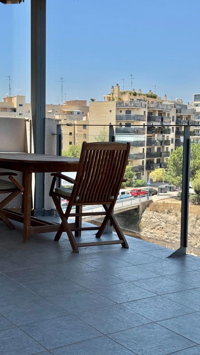 2 slaapkamer Flat te huur in Paterna met zwembad - € 1.200 (Ref: 10037397)