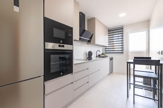 4 quarto Moradia em Banda para venda em Turís com garagem - 365 000 € (Ref: 10049566)