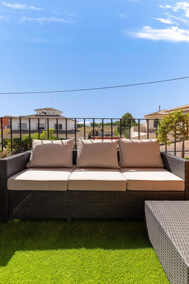 4 quarto Moradia em Banda para venda em Turis com garagem - 365 000 € (Ref: 10049566)