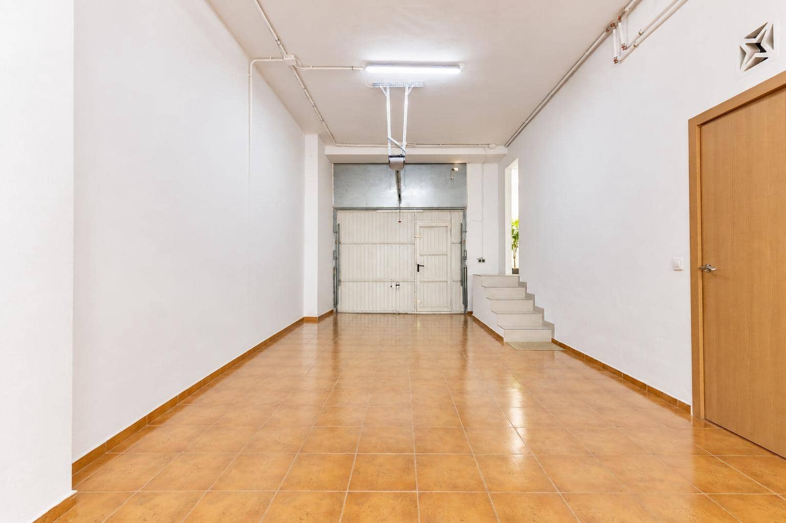 4 quarto Moradia em Banda para venda em Turis com garagem - 365 000 € (Ref: 10049566)