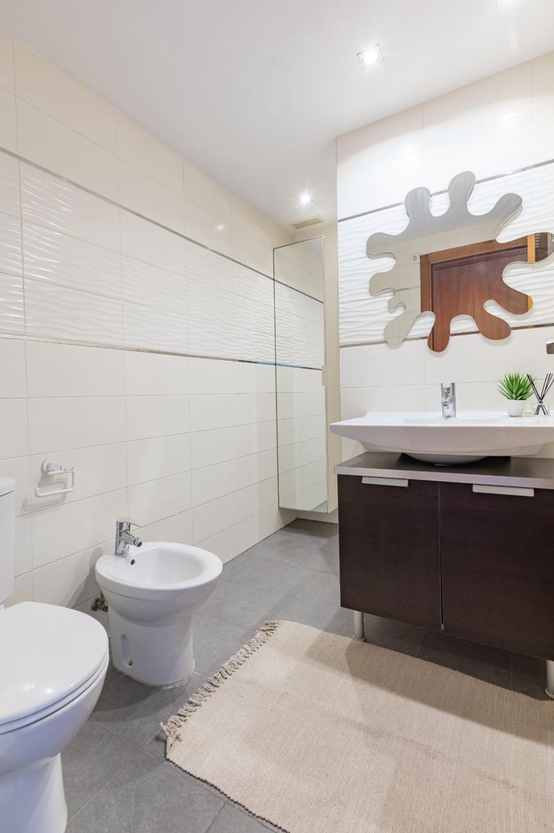 Flat te koop in Valencia stad met zwembad - € 225.000 (Ref: 10049567)