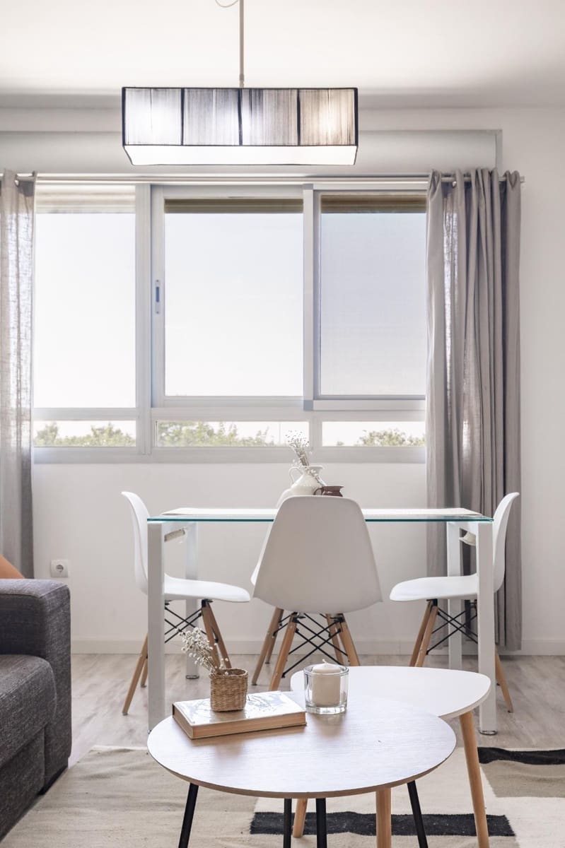 Flat te koop in Valencia stad met zwembad - € 225.000 (Ref: 10049567)