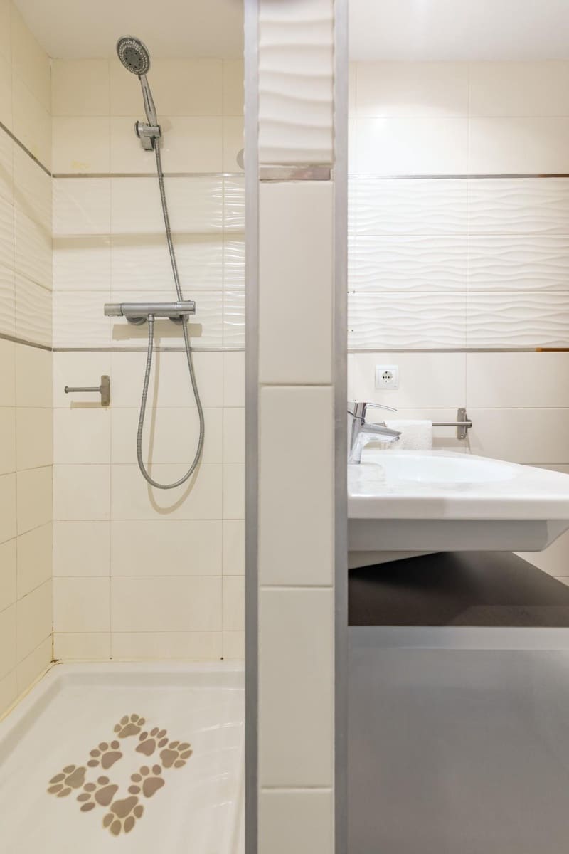 Flat te koop in Valencia stad met zwembad - € 225.000 (Ref: 10049567)