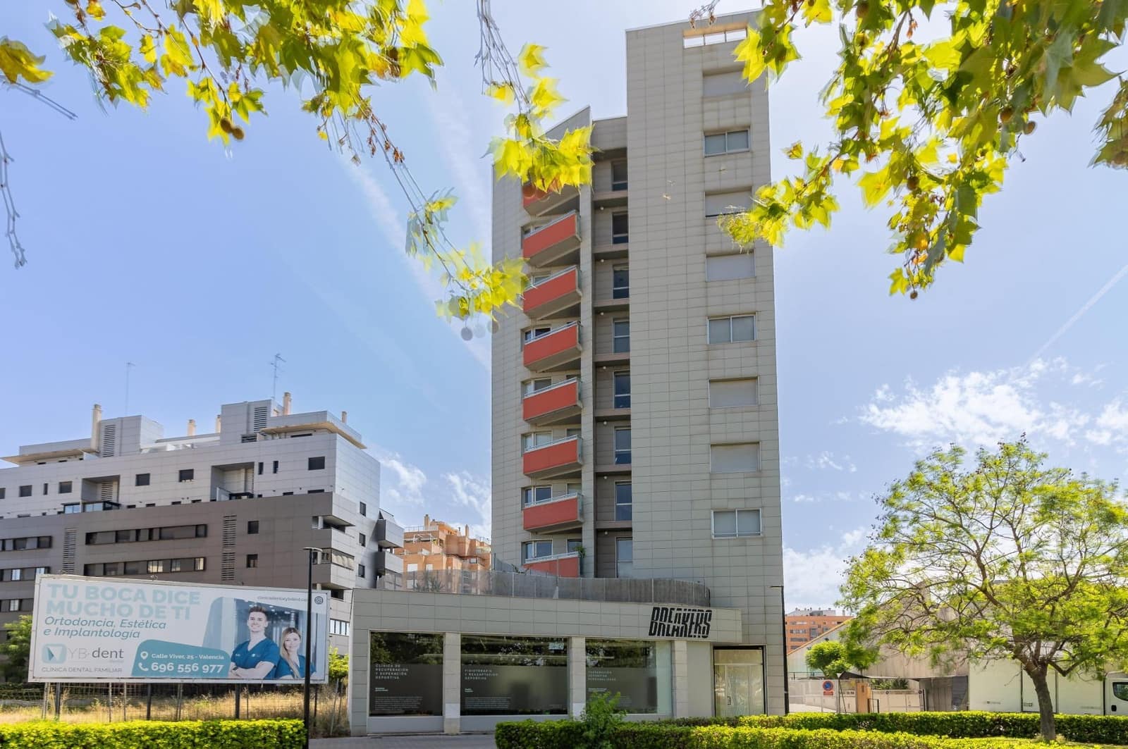 Flat te koop in Valencia stad met zwembad - € 225.000 (Ref: 10049567)