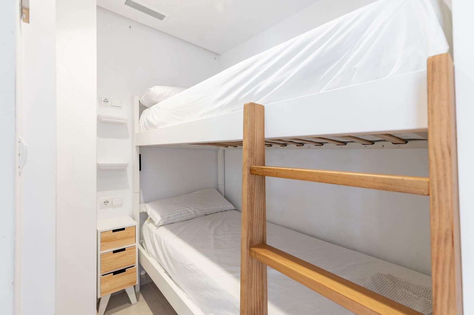 2 Zimmer Apartment zu verkaufen in Cullera mit Pool - 239.000 € (Ref: 10049570)