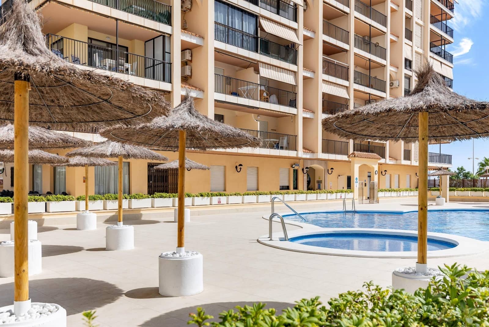 2 Zimmer Apartment zu verkaufen in Cullera mit Pool - 239.000 € (Ref: 10049570)