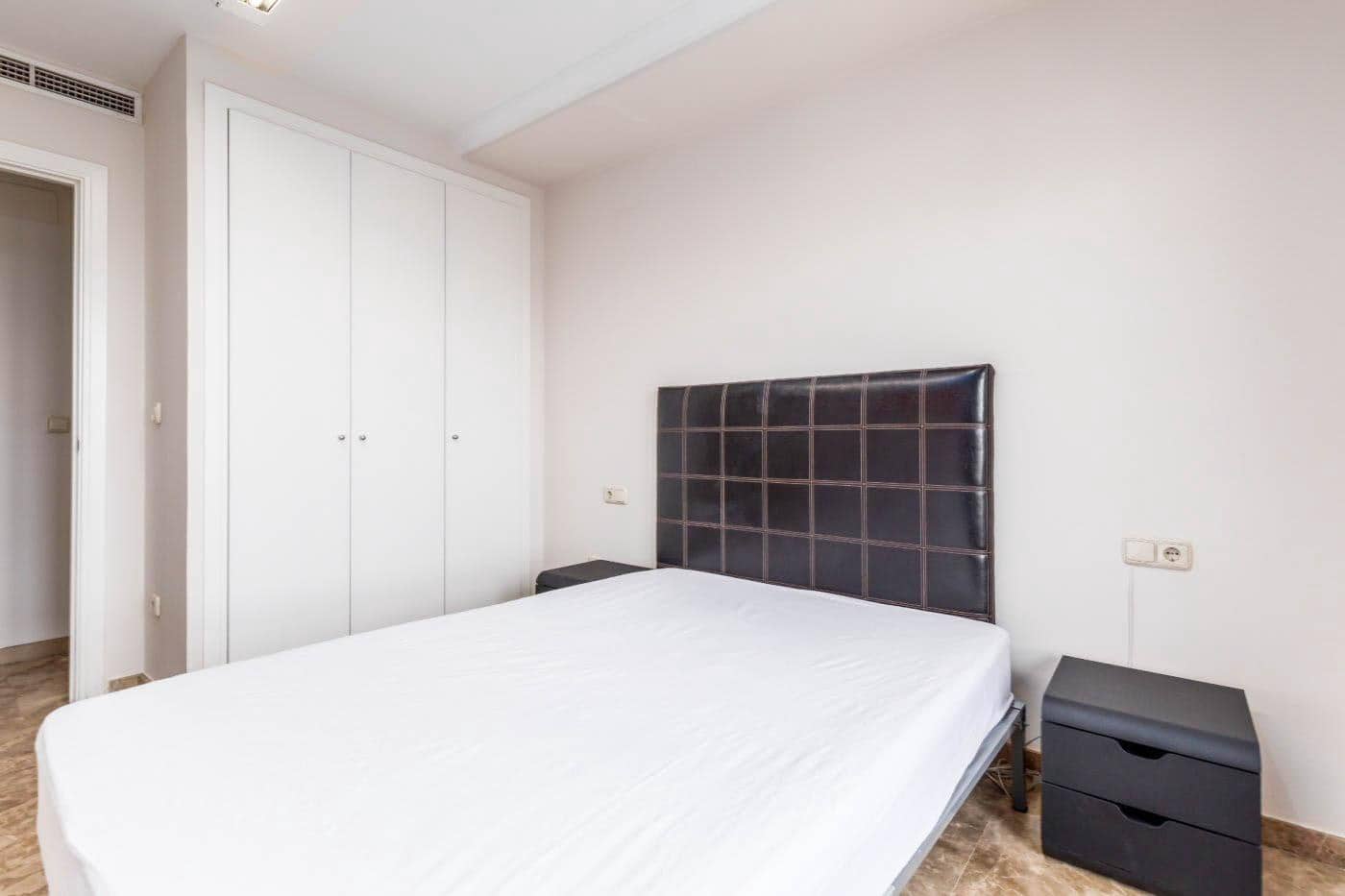 1 camera da letto Appartamento da affittare in Valencia citta con piscina garage - 1.200 € (Rif: 10049573)