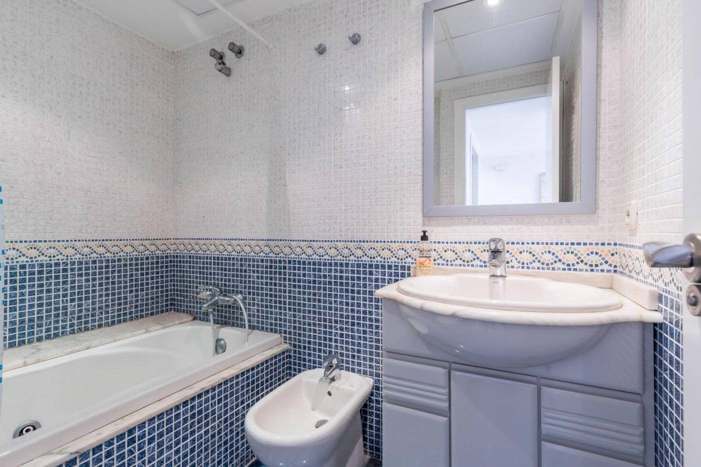 1 camera da letto Appartamento da affittare in Valencia citta con piscina garage - 1.200 € (Rif: 10049573)