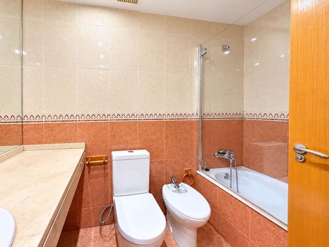 3 slaapkamer Flat te huur in Valterna, Paterna met zwembad garage - € 1.200 (Ref: 10049574)