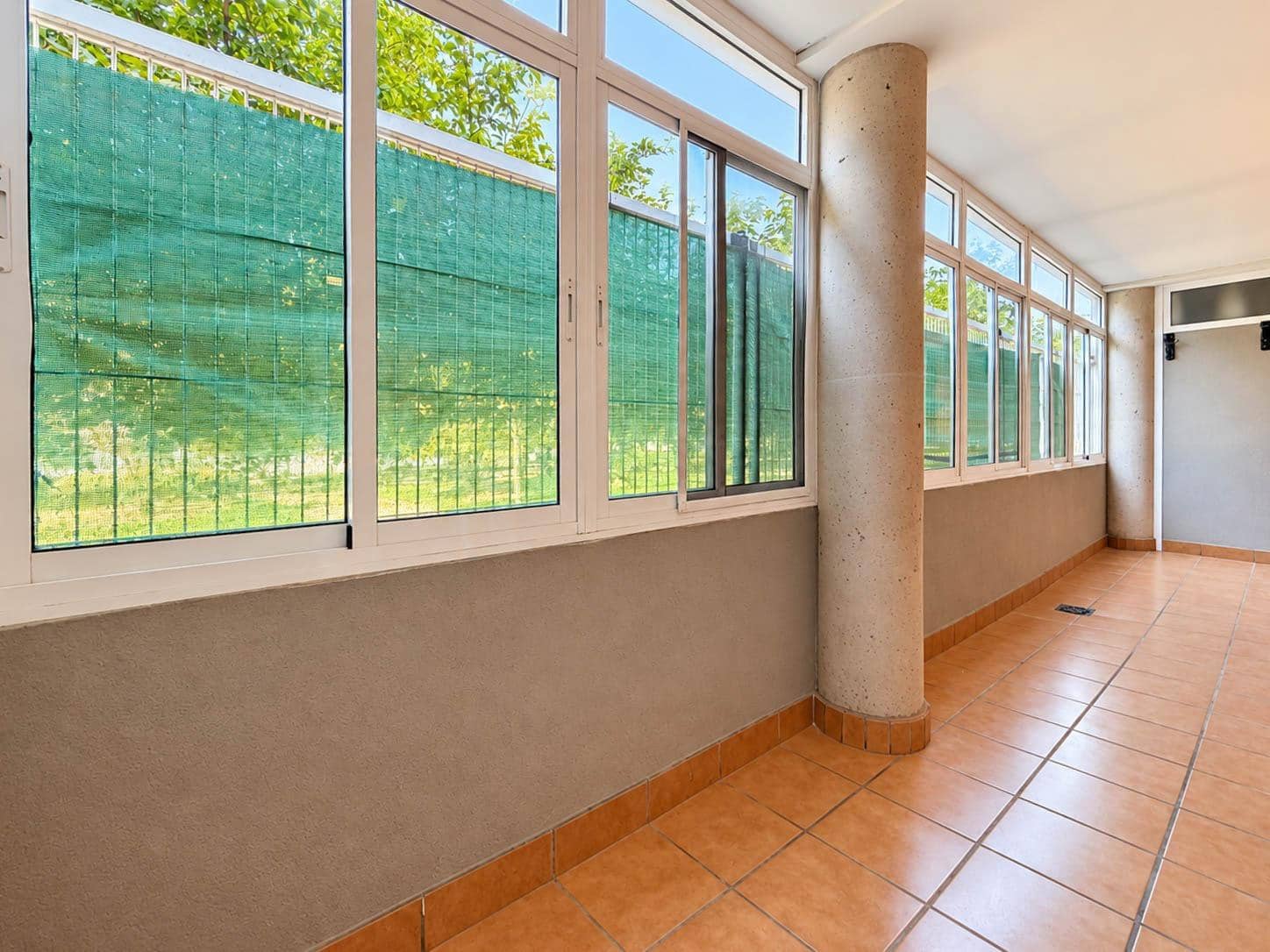 3 sypialnia Mieszkanie do wynajęcia w Paterna z basenem garażem - 1 200 € (Ref: 10049574)