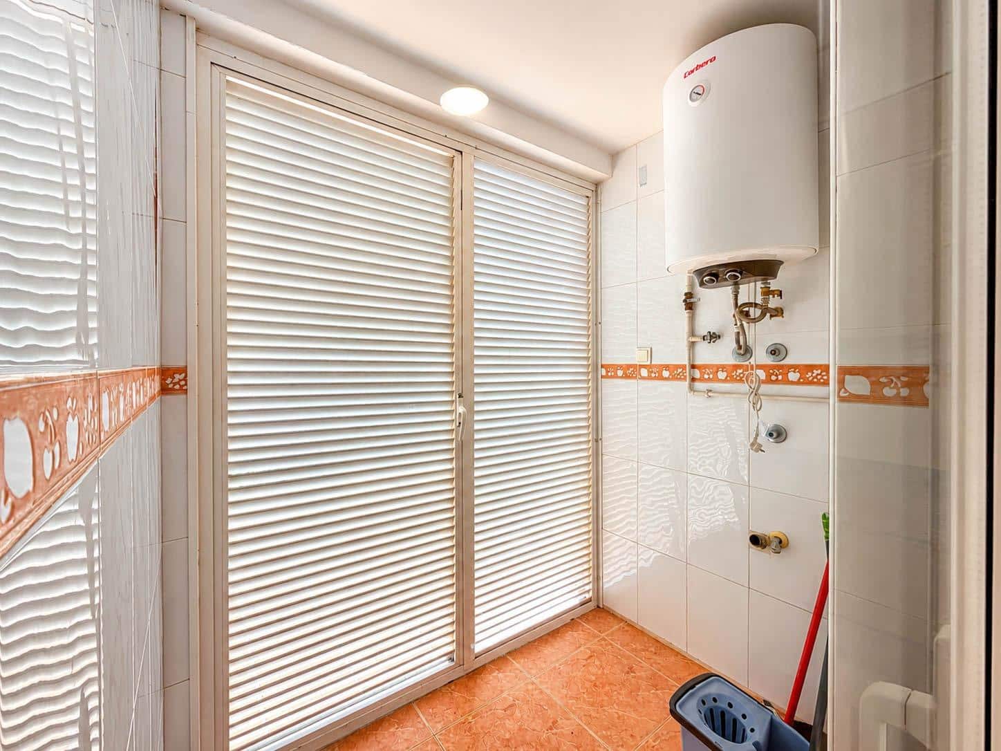 3 sypialnia Mieszkanie do wynajęcia w Paterna z basenem garażem - 1 200 € (Ref: 10049574)