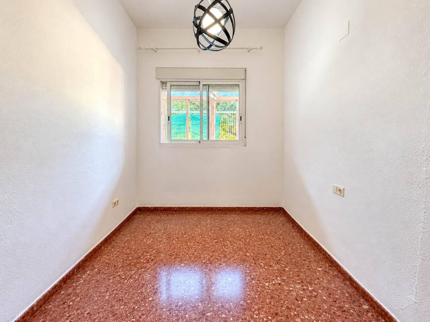 3 sypialnia Mieszkanie do wynajęcia w Paterna z basenem garażem - 1 200 € (Ref: 10049574)