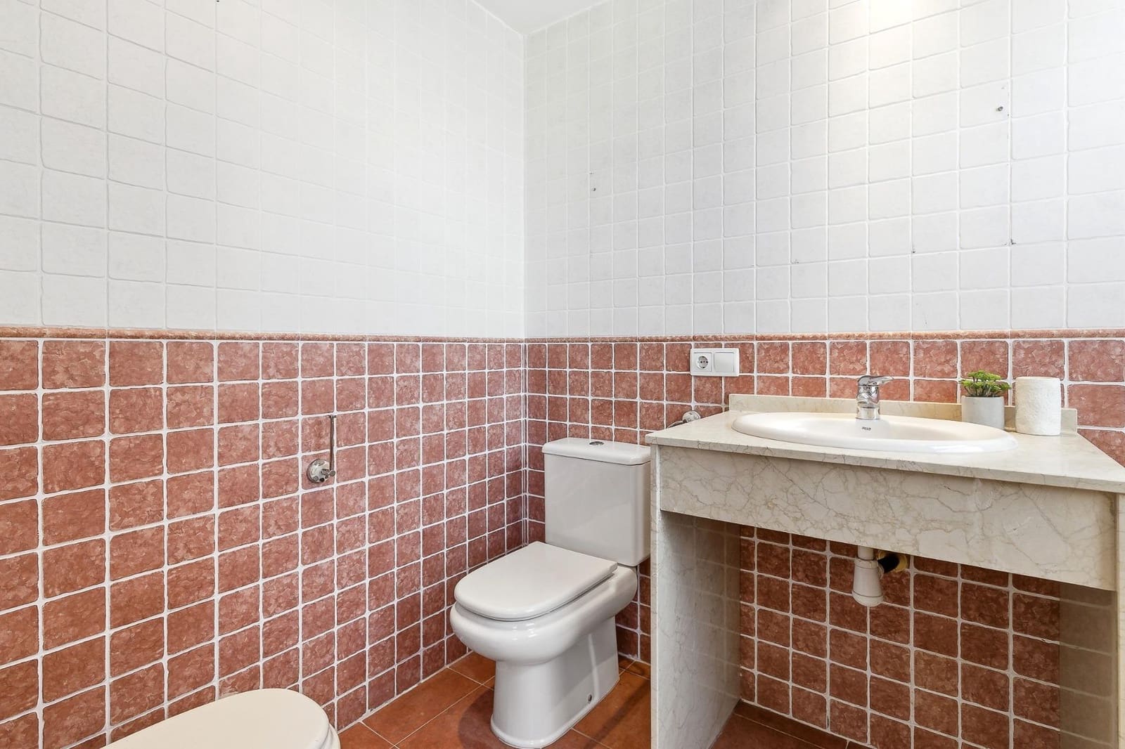 3 sovrum Lägenhet till salu i Castello de la Plana med pool garage - 278 000 € (Ref: 10055544)