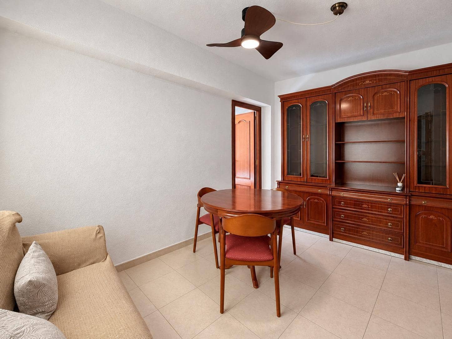 3 soverom Leilighet til leie i Burjassot - € 1 100 (Ref: 10062207)